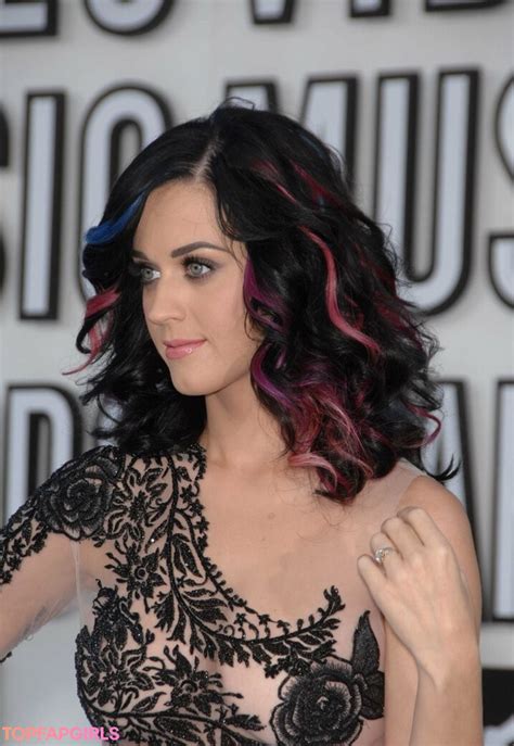 Katy Perry Nude. Leaked Content. Singer and Songwriter. Age: 38. Birth place: United States, Santa Barbara. American singer, performing mainly songs of her own spelling. The hit "I Kissed a Girl" made the artist world famous, and later the singer was nominated 13 times for the Grammy Award. Katy Perry is at the peak of popularity and is one of ...
